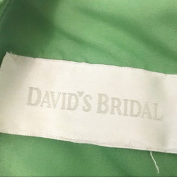 David’s Bridal Green Satin Ruched Halter Dress - Picture 4 of 4